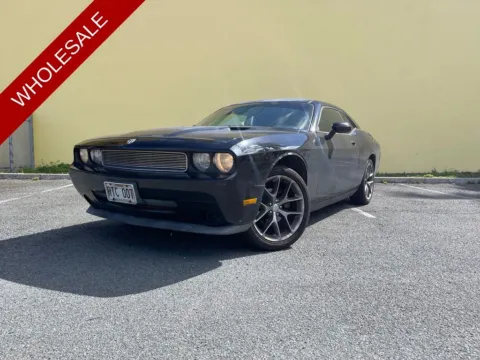 Black 2010 Dodge Challenger SE for sale in Honolulu, HI