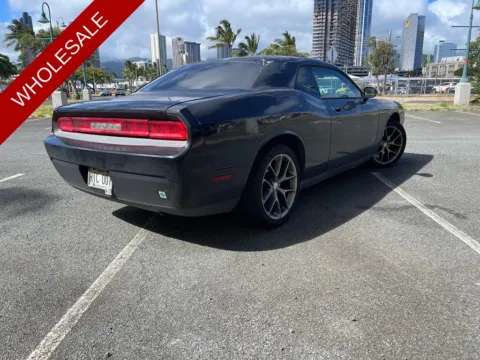 More photos of 2010 Dodge Challenger SE at Aloha Auto Depot LLC., HI