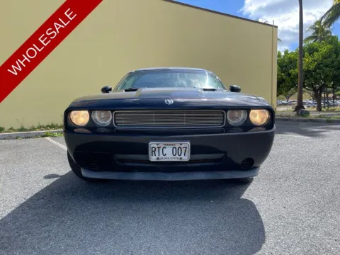 Photos of 2010 Dodge Challenger SE for sale in Honolulu, HI at Aloha Auto Depot LLC.