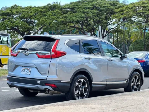 More photos of 2017 Honda CR-V Touring at Aloha Auto Depot LLC., HI