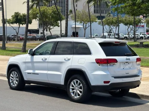Another view of 2021 Jeep Grand Cherokee Laredo X for sale in Honolulu, HI at Aloha Auto Depot LLC.