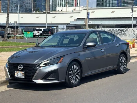 Gray 2023 Nissan Altima 2.5 SV for sale in Honolulu, HI