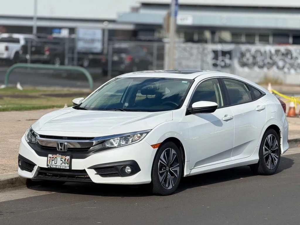 White 2018 Honda Civic EX-L for sale in Honolulu, HI