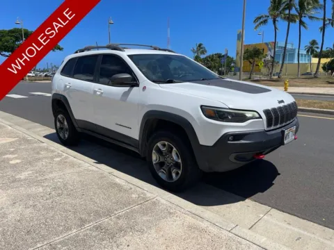 Another view of 2019 Jeep Cherokee Trailhawk for sale in Honolulu, HI at Aloha Auto Depot LLC.
