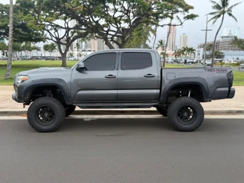 Photos of 2017 Toyota Tacoma TRD Off-Road for sale in Honolulu, HI at Aloha Auto Depot LLC.
