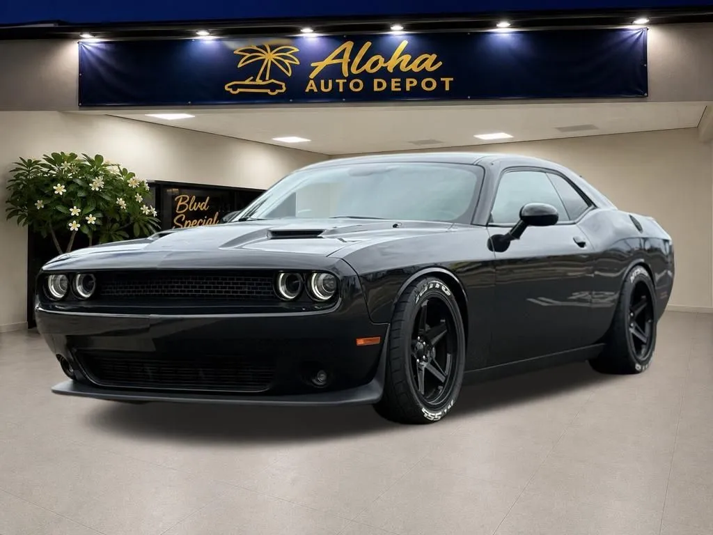 2015 Dodge Challenger Scat Pack's photo