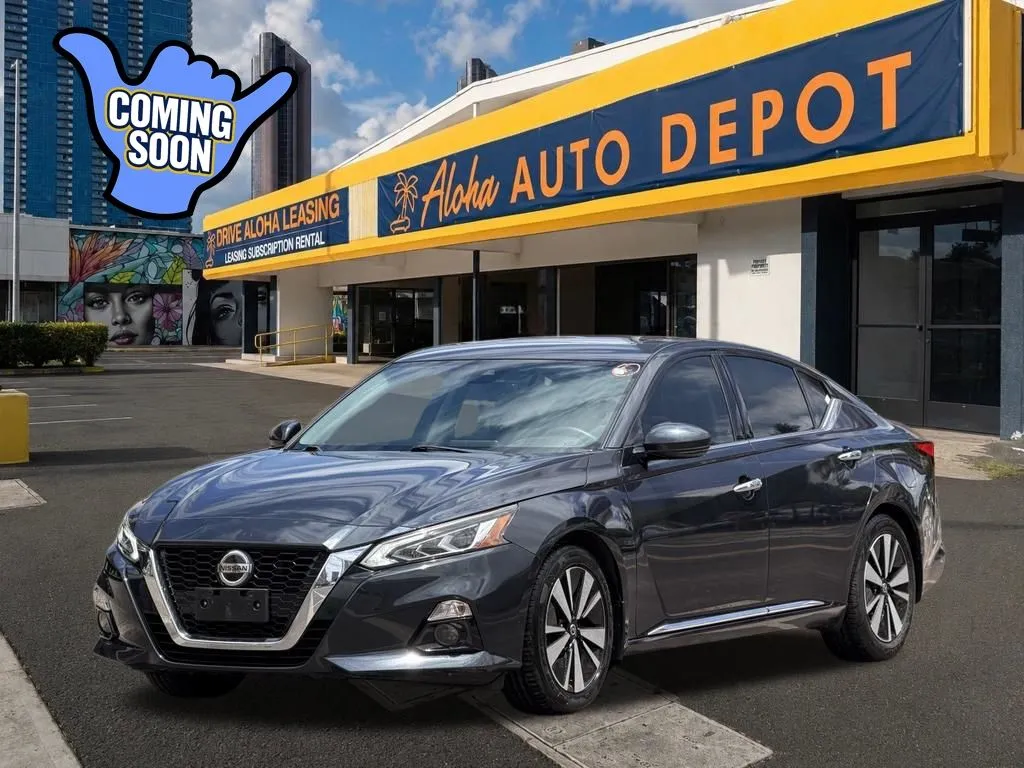 Blue 2019 Nissan Altima 2.5 SV for sale in Honolulu, HI
