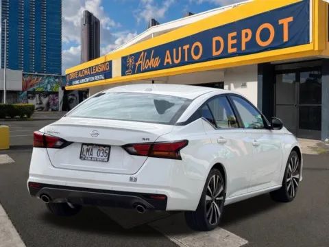 More photos of 2021 Nissan Altima 2.5 SR at Aloha Auto Depot LLC., HI