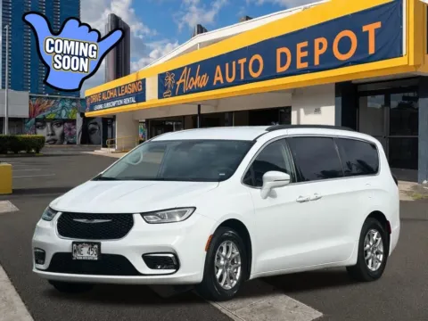 White 2022 Chrysler Pacifica Touring L for sale in Honolulu, HI