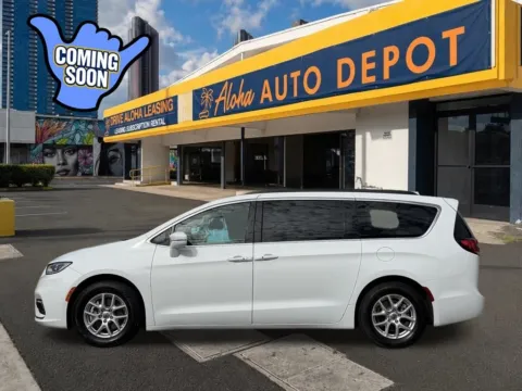 Photos of 2022 Chrysler Pacifica Touring L for sale in Honolulu, HI at Aloha Auto Depot LLC.