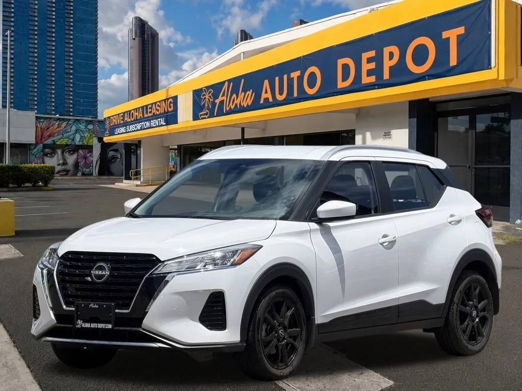 White 2023 Nissan Kicks SV for sale in Honolulu, HI