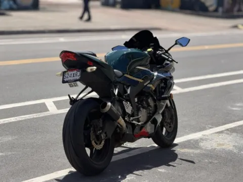 More photos of 2015 Kawasaki Ninja at Aloha Auto Depot LLC., HI