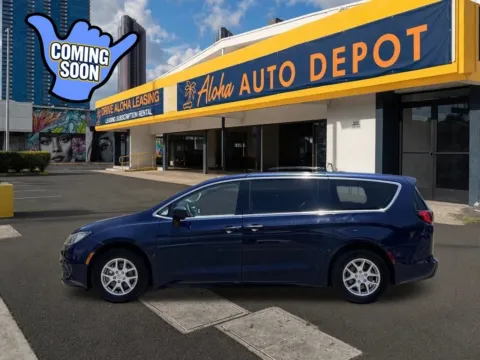 Photos of 2020 Chrysler Voyager LX for sale in Honolulu, HI at Aloha Auto Depot LLC.