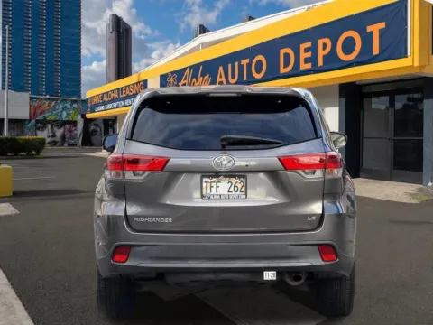 More photos of 2017 Toyota Highlander LE at Aloha Auto Depot LLC., HI