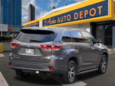 More photos of 2017 Toyota Highlander LE at Aloha Auto Depot LLC., HI