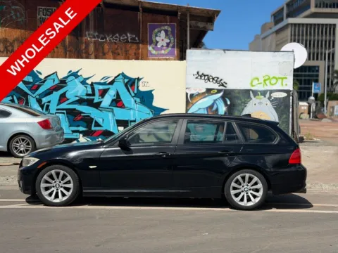 Photos of 2011 BMW 3 Series 328i for sale in Honolulu, HI at Aloha Auto Depot LLC.