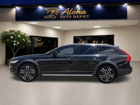 Photos of 2018 Volvo V90 Cross Country T5 for sale in Honolulu, HI at Aloha Auto Depot LLC.