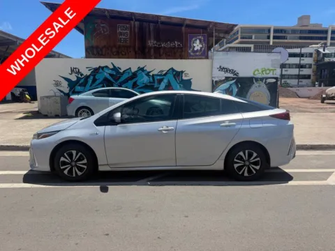 Photos of 2018 Toyota Prius Prime Plus for sale in Honolulu, HI at Aloha Auto Depot LLC.