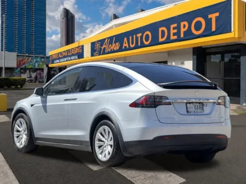Another view of 2018 Tesla Model X 75D for sale in Honolulu, HI at Aloha Auto Depot LLC.