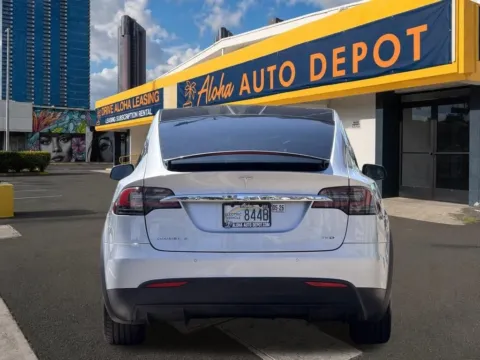 More photos of 2018 Tesla Model X 75D at Aloha Auto Depot LLC., HI