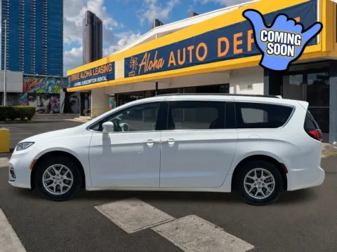 Photos of 2022 Chrysler Pacifica Touring L for sale in Honolulu, HI at Aloha Auto Depot LLC.