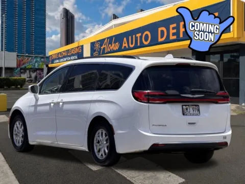 Another view of 2022 Chrysler Pacifica Touring L for sale in Honolulu, HI at Aloha Auto Depot LLC.