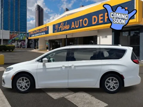 Photos of 2022 Chrysler Pacifica Touring L for sale in Honolulu, HI at Aloha Auto Depot LLC.