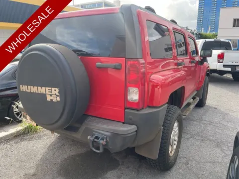 Another view of 2009 Hummer H3 for sale in Honolulu, HI at Aloha Auto Depot LLC.