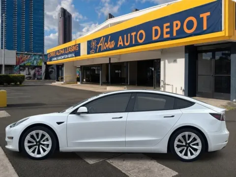 Photos of 2021 Tesla Model 3 Standard Range Plus for sale in Honolulu, HI at Aloha Auto Depot LLC.