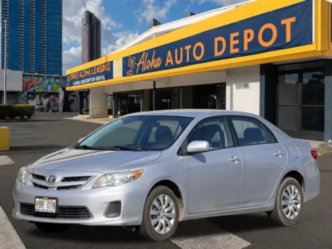 Silver 2012 Toyota Corolla LE for sale in Honolulu, HI