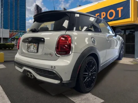 Another view of 2022 MINI Cooper S Signature for sale in Honolulu, HI at Aloha Auto Depot LLC.