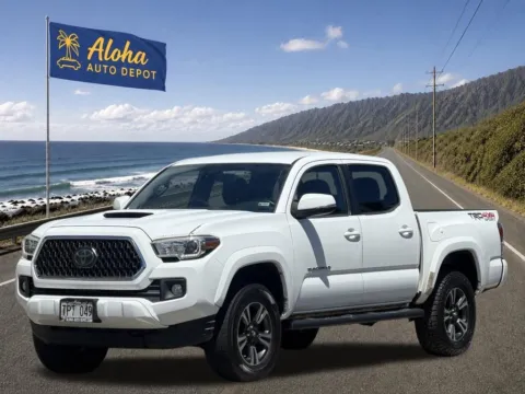 White 2018 Toyota Tacoma TRD Sport for sale in Honolulu, HI