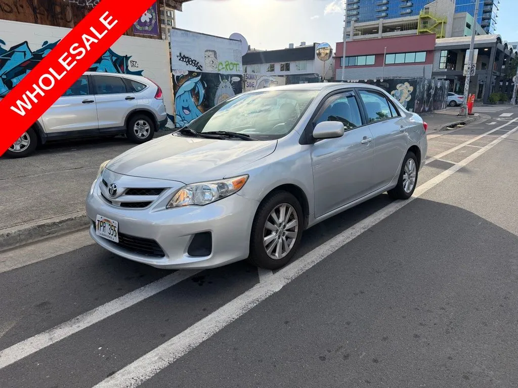Silver 2011 Toyota Corolla LE for sale in Honolulu, HI
