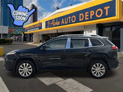 Photos of 2017 Jeep Cherokee Overland for sale in Honolulu, HI at Aloha Auto Depot LLC.