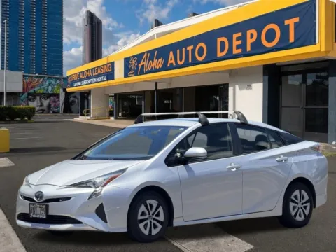 Silver 2018 Toyota Prius Four for sale in Honolulu, HI
