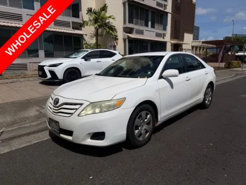 White 2010 Toyota Camry LE for sale in Honolulu, HI