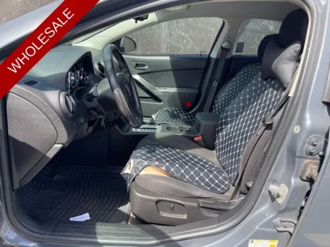 More photos of 2009 Pontiac G6 SE at Aloha Auto Depot LLC., HI