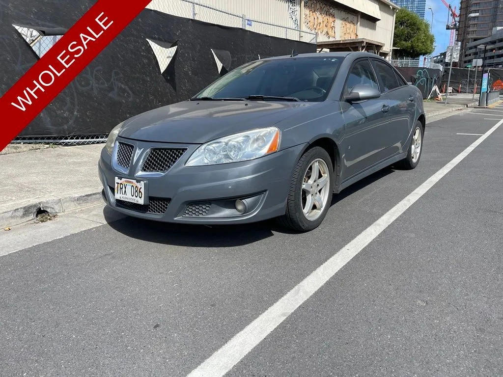 Gray 2009 Pontiac G6 SE for sale in Honolulu, HI