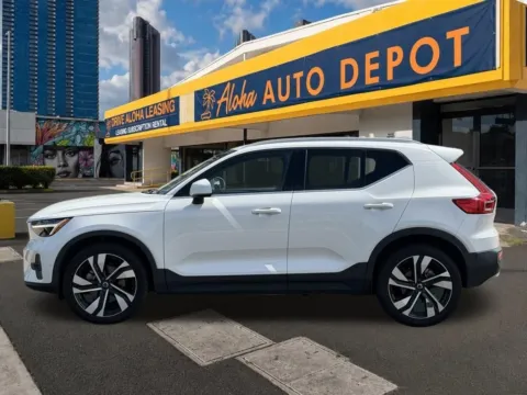 Photos of 2023 Volvo XC40 B4 Plus Bright Theme for sale in Honolulu, HI at Aloha Auto Depot LLC.