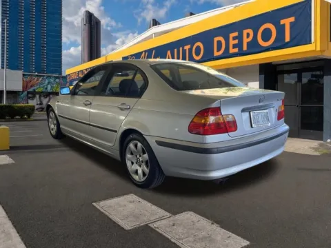 More photos of 2004 BMW 3 Series 325i at Aloha Auto Depot LLC., HI