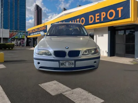 Photos of 2004 BMW 3 Series 325i for sale in Honolulu, HI at Aloha Auto Depot LLC.