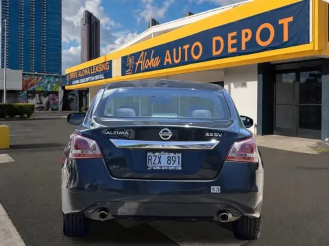More photos of 2013 Nissan Altima 3.5 SV at Aloha Auto Depot LLC., HI