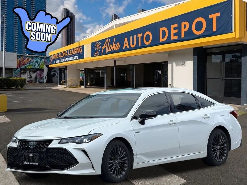 White 2019 Toyota Avalon Hybrid Limited for sale in Honolulu, HI