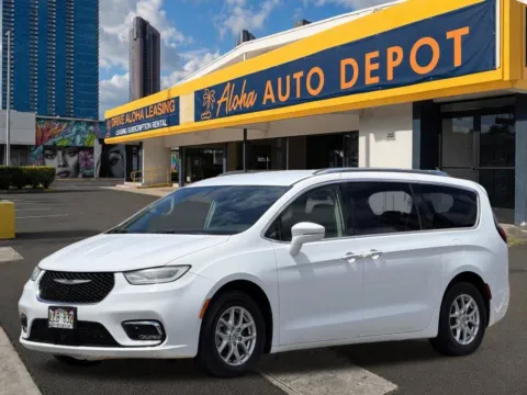 White 2021 Chrysler Pacifica Touring L for sale in Honolulu, HI
