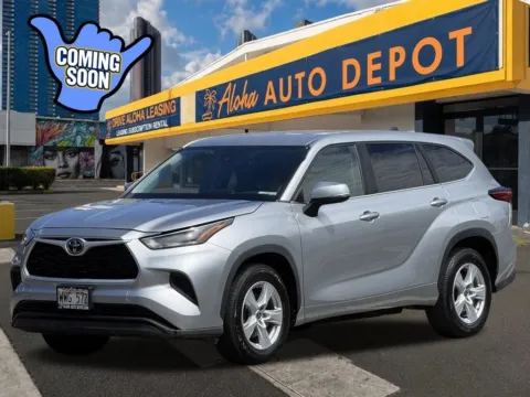 Silver 2023 Toyota Highlander L for sale in Honolulu, HI