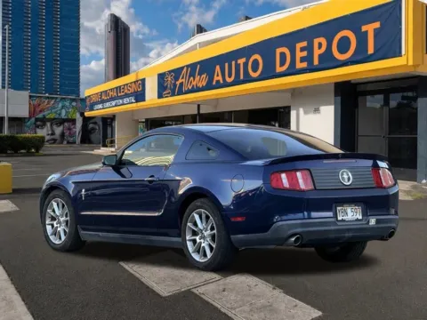 Another view of 2013 Ford Mustang V6 for sale in Honolulu, HI at Aloha Auto Depot LLC.