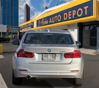 Another view of 2018 BMW 3 Series 320i for sale in Honolulu, HI at Aloha Auto Depot LLC.