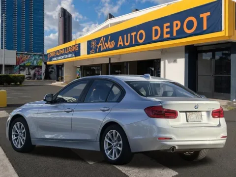 Photos of 2018 BMW 3 Series 320i for sale in Honolulu, HI at Aloha Auto Depot LLC.