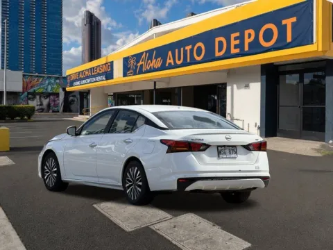 Another view of 2023 Nissan Altima 2.5 SV for sale in Honolulu, HI at Aloha Auto Depot LLC.