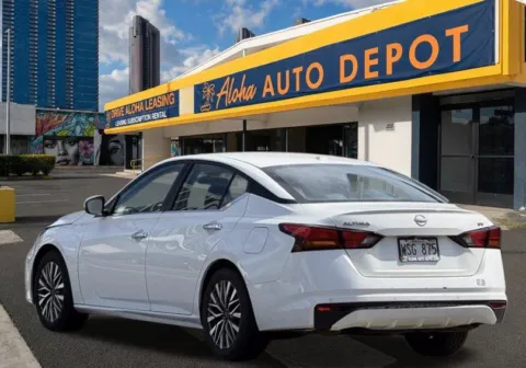 Another view of 2023 Nissan Altima 2.5 SV for sale in Honolulu, HI at Aloha Auto Depot LLC.